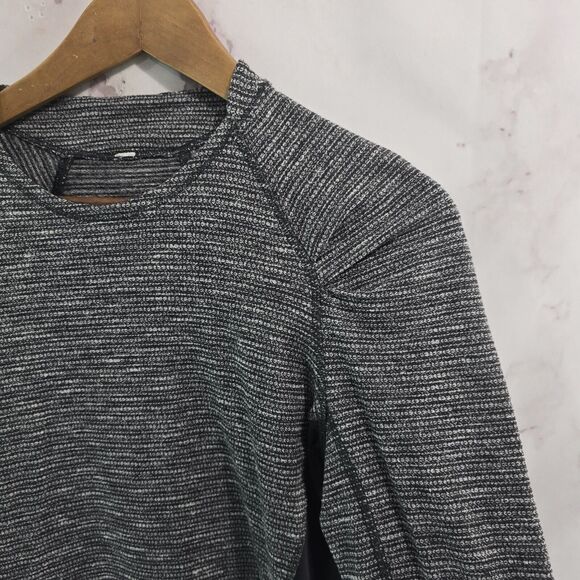 Lululemon Shirt Womens 6 Black Long Sleeve Thumb Holes Mitts Running Crewneck - Picture 12 of 13